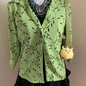 Green Leaf Print Blause Y2K size Small to Medium